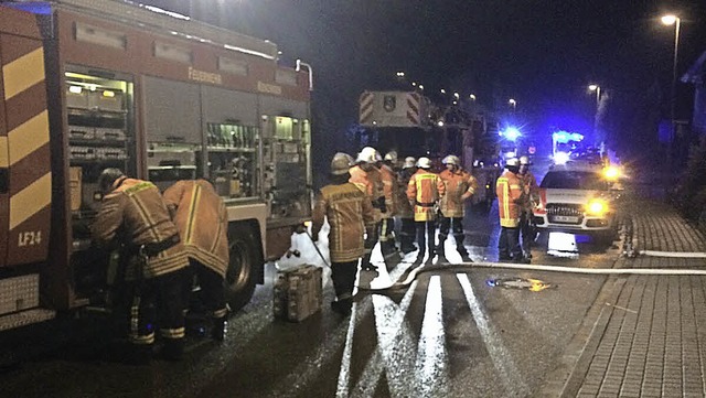 Zu einem Zimmerbrand rckte die Feuerwehr Kenzingen in der Silvesternacht aus.  | Foto: Feuerwehr Kenzingen