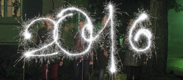 Lichtschrift mit Wunderkerzen ist kein...liet sich die BZ-Redaktion gerne an.   | Foto: Uwe Lipp