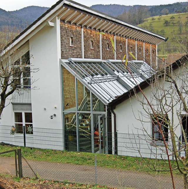 In den Glasbau, der das alte und das neue Gebude verbindet, dringt Wasser ein.   | Foto: Christian Ringwald