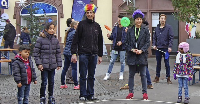 Viel Spa schienen die Teilnehmer der ...estival auf dem Lindenplatz zu haben.   | Foto: Cornelia Weizenecker