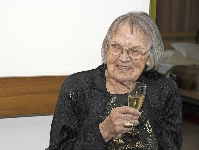 Gabriele Thiede stt auf ihren 100. Geburtstag an.   | Foto: Volker Mnch