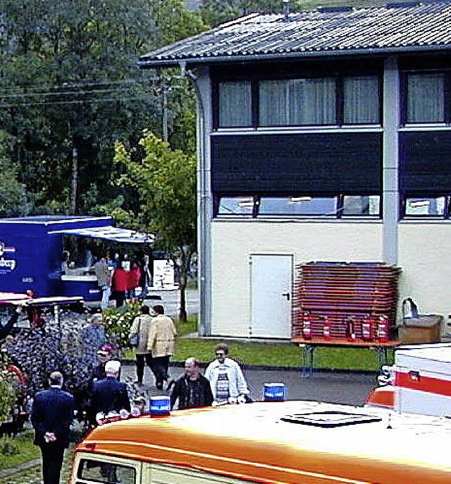 Kaum Rckmeldung fr die Arbeiten am  Feuerwehrhaus im Gufenbach  | Foto: Manfred Lange