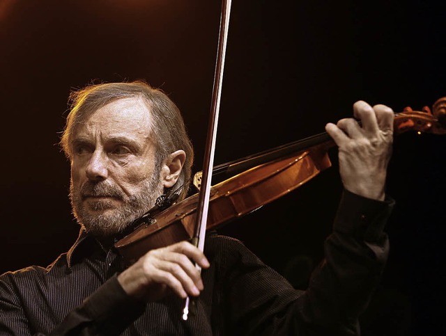 Immer noch sehr agil: Jazzgeiger Jean-Luc Ponty   | Foto: afp