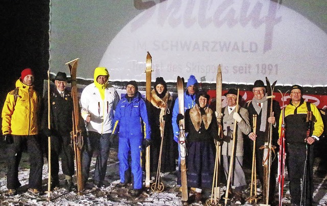 Die Historischen Skifahrer des Skiclub...hrigen Skigeschichte im Schwarzwald.   | Foto: Joachim Hahne