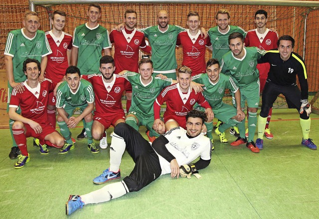 Die Sieger des Hallenturniers  vom SV ...urg-St.-Georgen in den grnen Trikots   | Foto: Horst David