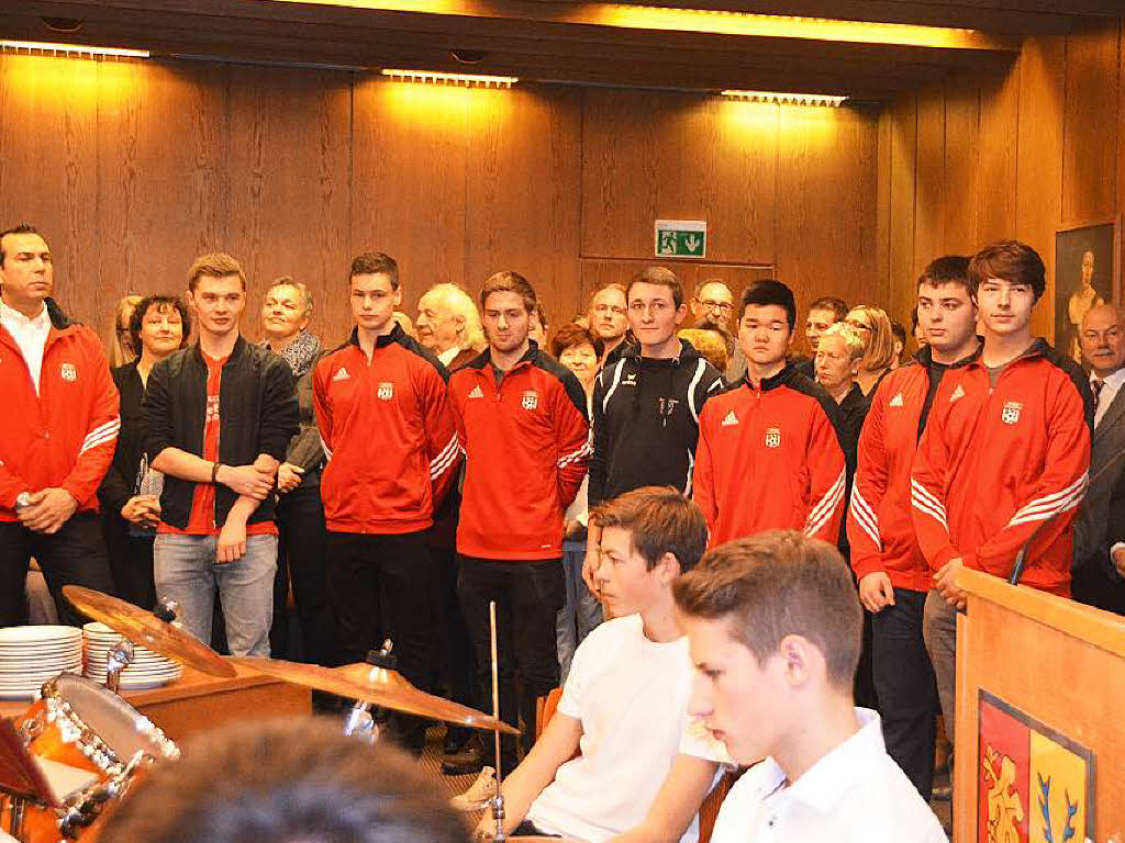 Die B-Jugendmannschaft der SG Ehrenkirchen wurde ausgezeichnet.