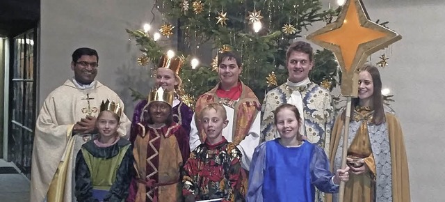 Stellvertretend fr die Sternsinger au...der St.-Jakobus-Gemeinde Todtnauberg.   | Foto: Heiner A. Baur