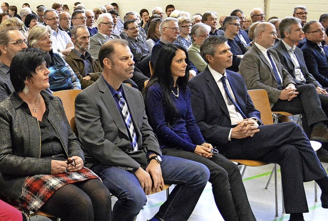 Gut besucht war der Neujahrsempfang in der Langenauer Festhalle.   | Foto: Edgar Steinfelder