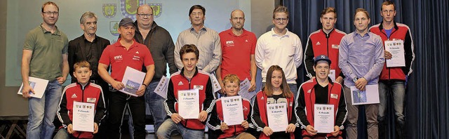 Die besten Sportler der Gemeinde Eisenbach  | Foto: Gert Brichta