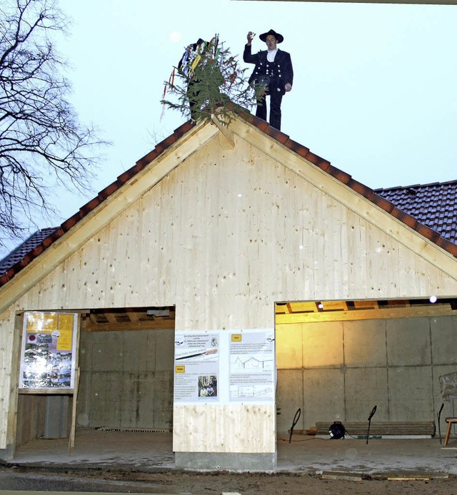 Der Rohbau fr die Feilenhauerei steht...d das Richtfest statt. Foto: Ines Bode  | Foto: Ines Bode