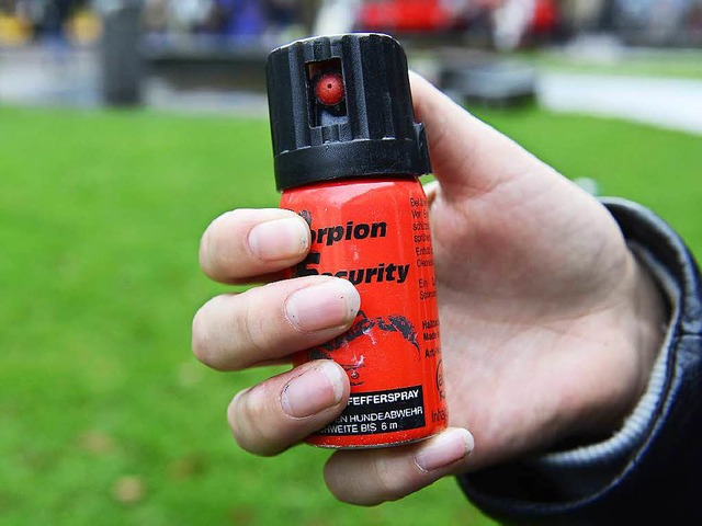 Spray zur Tierabwehr ist frei verkuflich.  | Foto: Ingo Schneider
