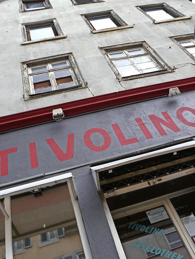 Das Gebäude in der Friedrichstraße ist...t worden, die Sanierung hat begonnen. | Foto: Ch. Breithaupt / Stadtarchiv Das Gebäude in der Friedrichstraße ist...t worden, die Sanierung hat begonnen. | Foto: Ch. Breithaupt / Stadtarchiv