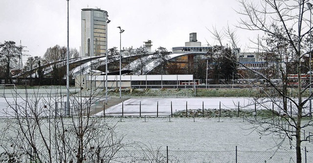 Nach einem viel zu warmen Jahreswechse...ter Schneehauch ber dem OFV-Gelnde.   | Foto: Hubert Rderer