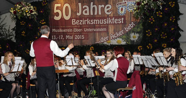Der Musikverein Eintracht Ober-Unterwa...Leitung von Engelbert Siebler selbst.   | Foto: Dietmar Noeske