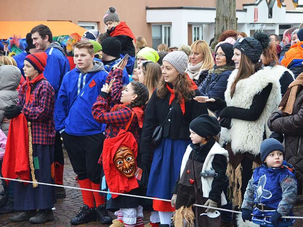 Das Narrenbaumstellen in Wehr war gut besucht.