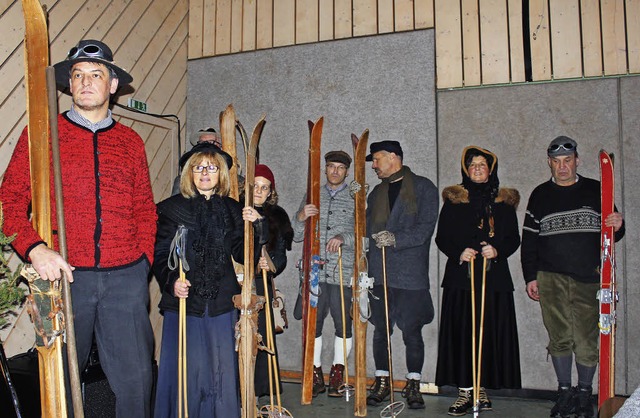 Sie drfen nicht fehlen: die Skier aus Holz und ihre Pioniere.   | Foto: Anja Bertsch