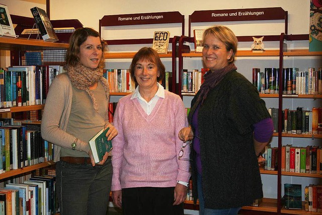 Das Ihringer Bcherei-Team (von links)...choll, Sonja Grom und Karin Konstanzer  | Foto: Elisabeth Jakob-Klblin