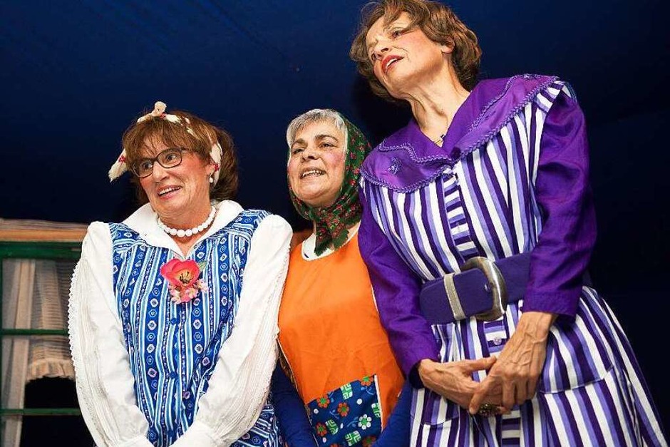 Die 3 Wiiber Claudia, Erika und Mechthild garantieren wie immer beste Unterhaltung. (Foto: Wolfgang Scheu) Die 3 Wiiber Claudia, Erika und Mechthild garantieren wie immer beste Unterhaltung. (Foto: Wolfgang Scheu)