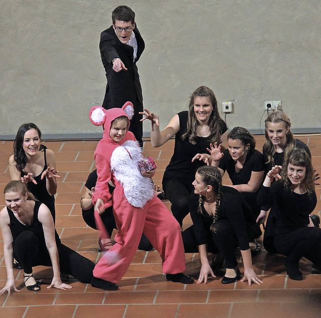 Hab dich! Der Chor berraschte mit ein...hier beim &#8222;Pink Panther&#8220;.   | Foto: Erik Stahlhacke