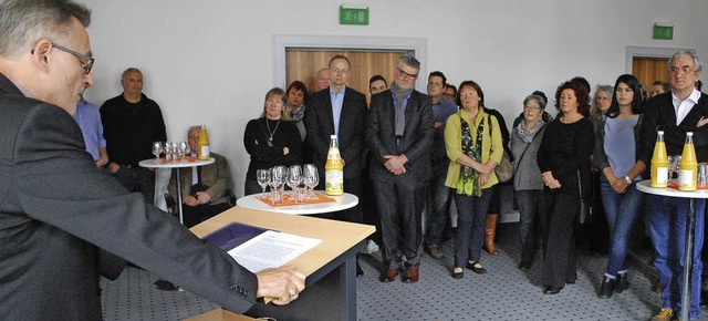 Amtsgerichtsdirektor Wolfram Lorenz (l...te beim Neujahrsempfang des Gerichts.   | Foto: Mink