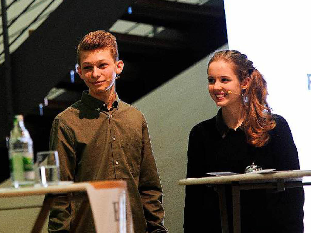 Eduard Walker und Vanessa Breithaupt moderierten die erste Hlfte der Diskussionsrunde.