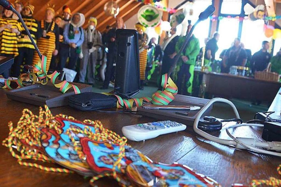 Die Narren im Murger Rathaus (Foto: Krug) Die Narren im Murger Rathaus (Foto: Krug)