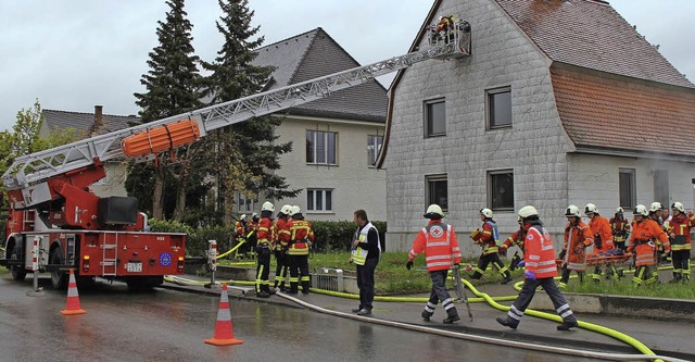 Ostermontag in Haltingen: Die Feuerweh...en, die Frauen sitzen allein zu Hause.  | Foto: Utke