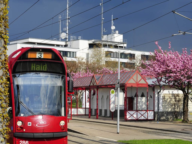 An der Haltestelle Bissierstrae (Arch...cher Tter einen Busfahrer berfallen.  | Foto: Thomas Kunz