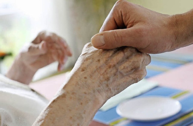 In Mllheim entsteht ein weiteres Pflegeheim.  | Foto: dpa