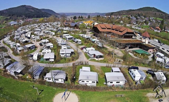 Der Campingplatz alleine bescherte der Gemeinde 91000  bernachtungen.   | Foto: Christoph Breithaupt