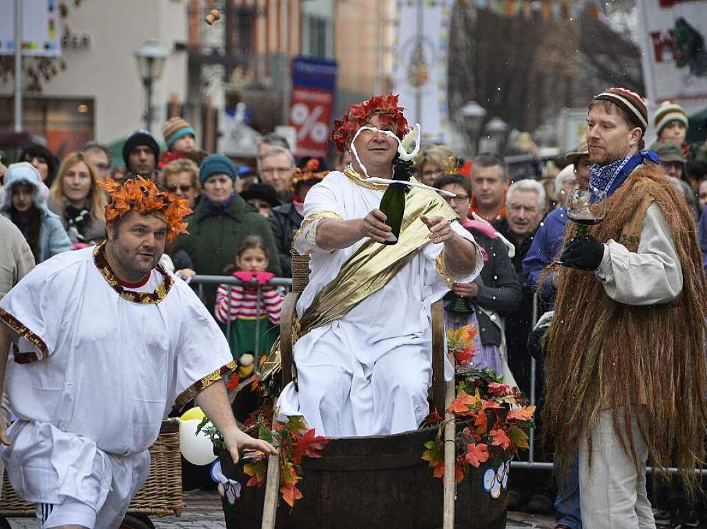 Und auch beim Team Bacchus aus Fessenbach – Jrgen Litterst und Markus Leingang – spritzt der Sekt nur so durch die Gegend.