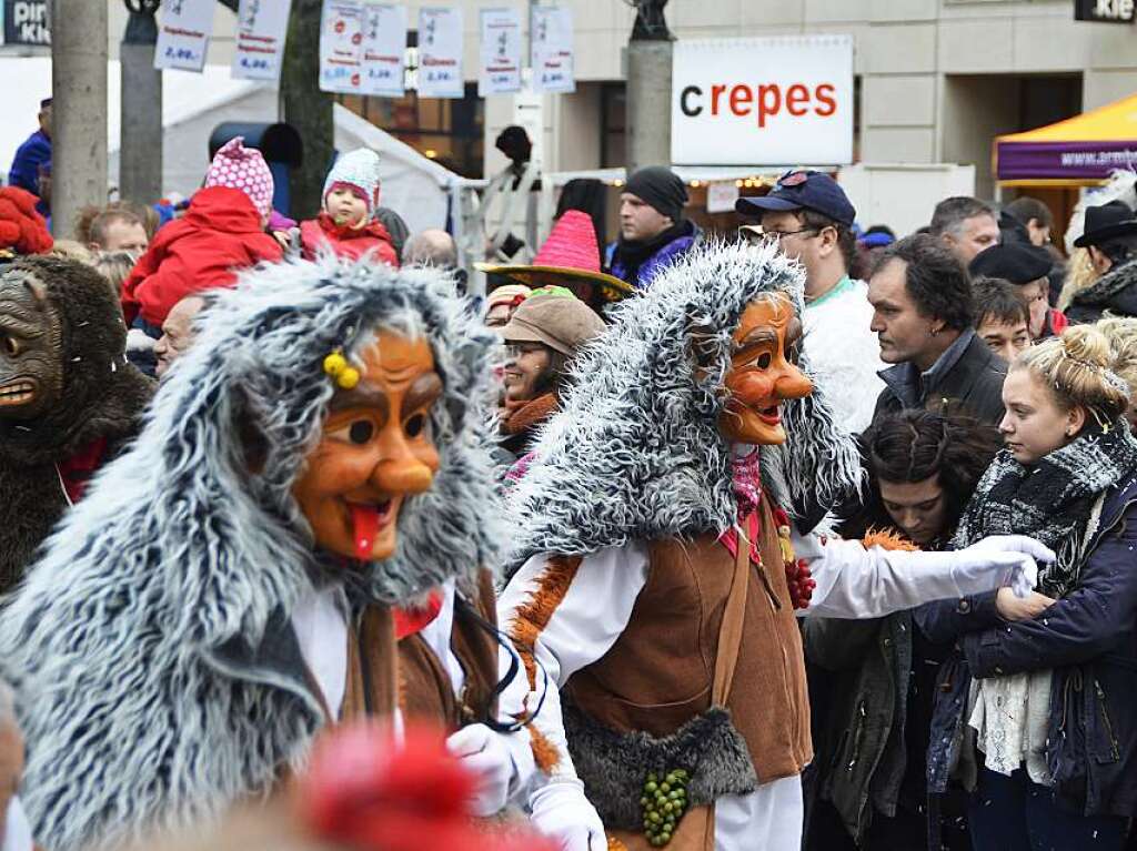 Bunt, vielfltig und nrrisch voll auf der Hhe: Der Offenburger Narrentag ist eines der Highlights der Fasent in 