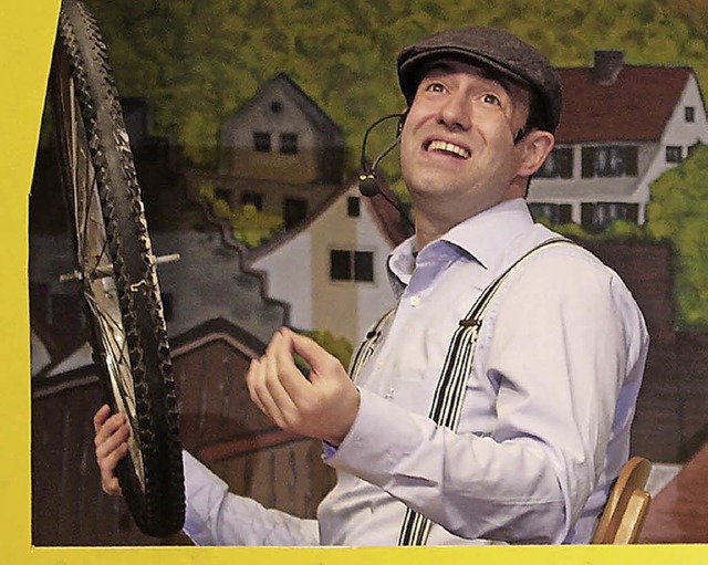 Matthias  Rhle als Busfahrer zwischen Istein und Huttingen  | Foto: Reinhard Cremer