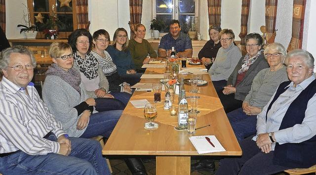 Der Vorstand der &#8222;Brgerhilfe Fr...tersttzern bei der Hauptversammlung.   | Foto: Gerhard Wiezel