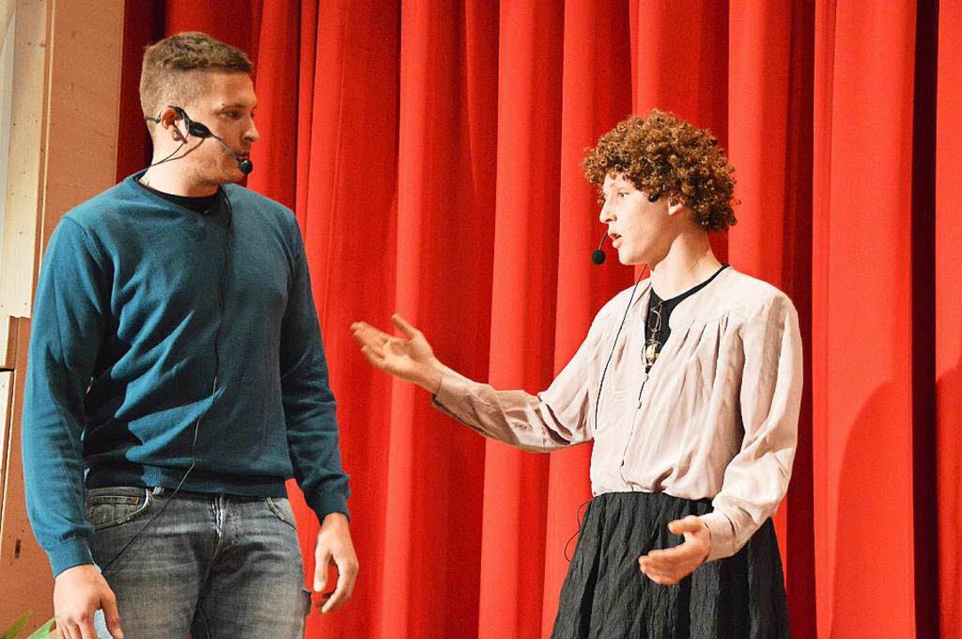 Die Schllewercher (hier Patrick Eichi... tollen Nummer: Gewchshaus beim Adler  | Foto: Edgar Steinfelder
