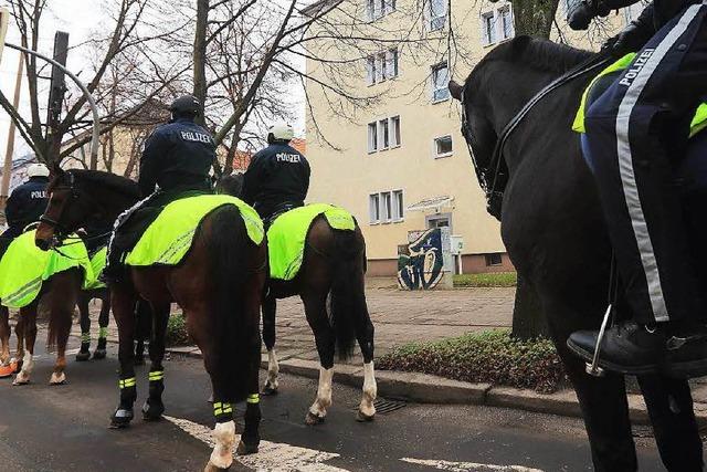 Polizei kndigt den Einsatz einer Reiterstaffel an