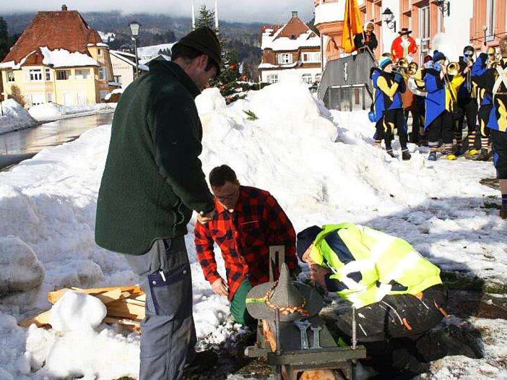 Impressionen vom Narrenbaumstellen in Todtmoos