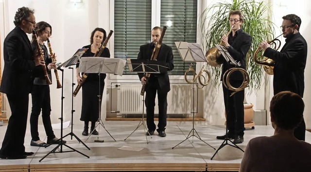 Winds Unlimited beim Musikforum Kaiser...n (von links)  im Endinger Brgerhaus.  | Foto: Ilona Hge