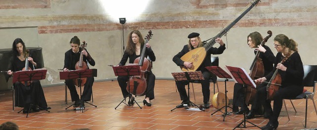 Die Sirius Viols mit Hille Perl (l.) u...eorbe) in der Mllheimer Martinskirche  | Foto: D. Philipp
