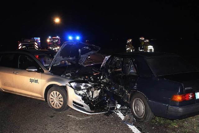 Zwei Verletzte nach Unfall zwischen Feldkirch und Hausen