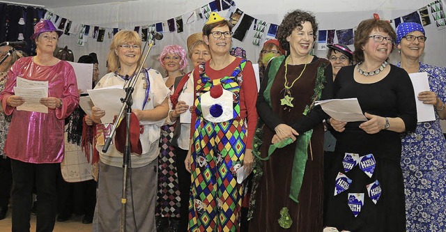 Ein Teil der Akteure bei der Frauenfasent in Kippenheim   | Foto: Sandra Decoux-Kone