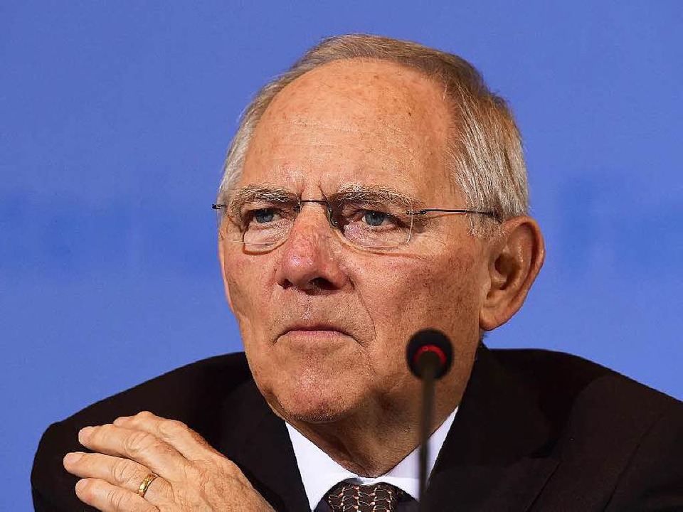 Sieht keinen Grund, am Bundeshaushalt ...nachzubessern: Finanzminister Schäuble  | Foto: Christian Schroth