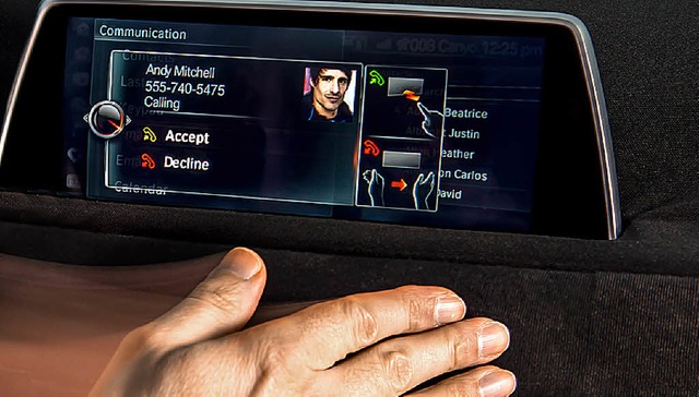 Heute schon Realitt: Ein Auto-Display, das mit Gesten gesteuert wird.  | Foto: BMW