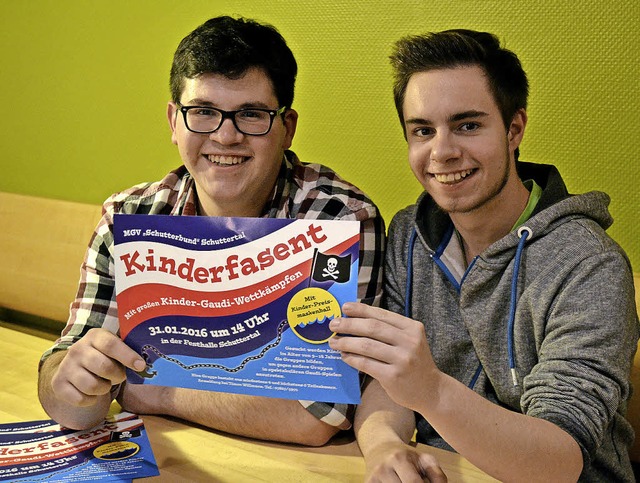 Timon Willmann (links) und Stefan Schw...ionellen Kinderfasent in Schuttertal.   | Foto: Beate Zehnle-Lehmann