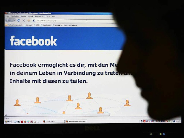 Verffentlichungen auf Facebook knnen...n es einen Bezug zum Arbeitgeber gibt.  | Foto: Julian Stratenschulte