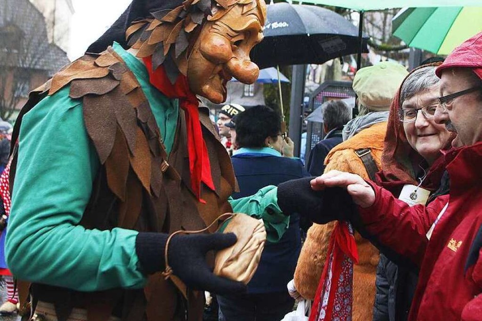 Der große Umzug am Sonntag (Foto: Heidi Foessel) Der große Umzug am Sonntag (Foto: Heidi Foessel)