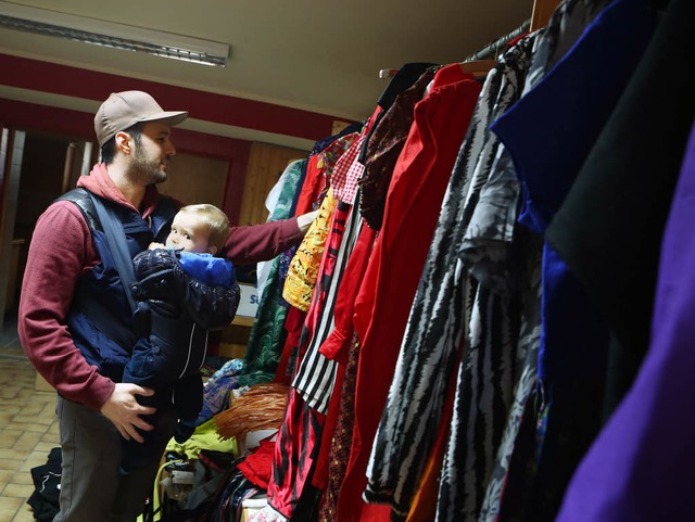 Das passende Fasent-Outfit  konnte bei...markt in Reichenbach erworben werden.   | Foto: Ch. Breithaupt