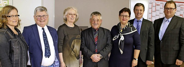 Beim Abschied dabei (von links): Konre... Gewerbeverbandsvorsitzender Peter Lob  | Foto: privat