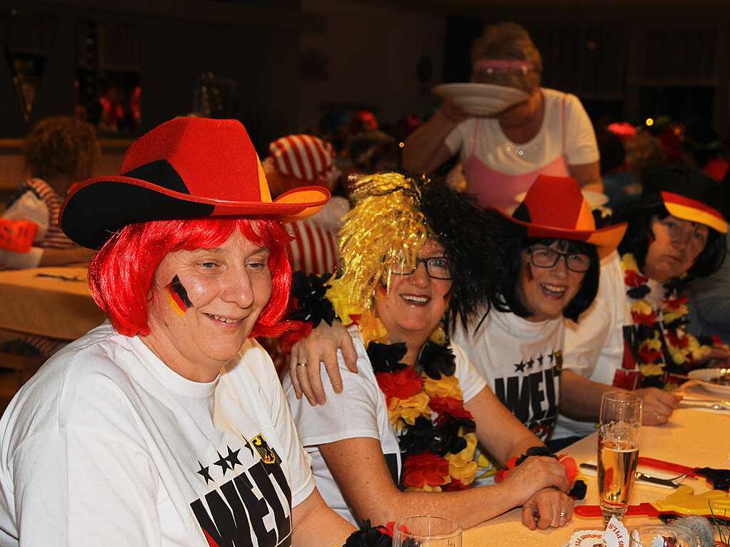 Wir sind Weltmeister. Die Fuballfans feierten mit.