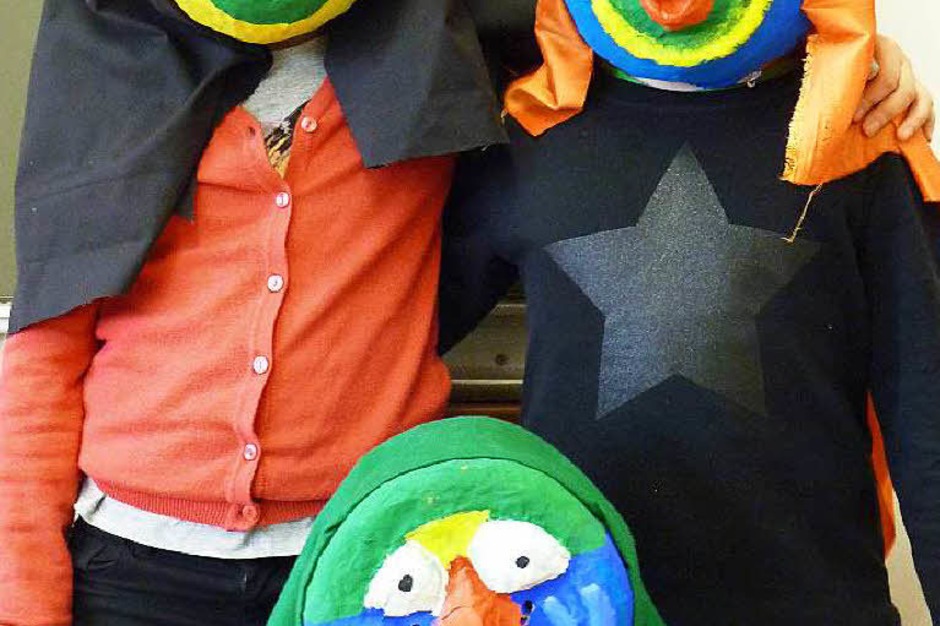 Ob Bär, Vogel, Hexe oder Fantasiegeschöpf: Jede Maske ist einmalig. Und einmalig schön. (Foto: Valerie Scherer) Ob Bär, Vogel, Hexe oder Fantasiegeschöpf: Jede Maske ist einmalig. Und einmalig schön. (Foto: Valerie Scherer)